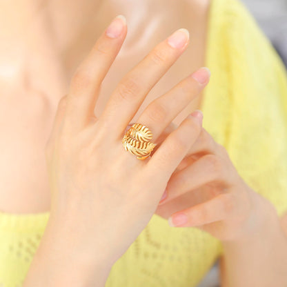 Vintage Feather Ring 