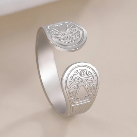 Art Nouveau Finger Ring
