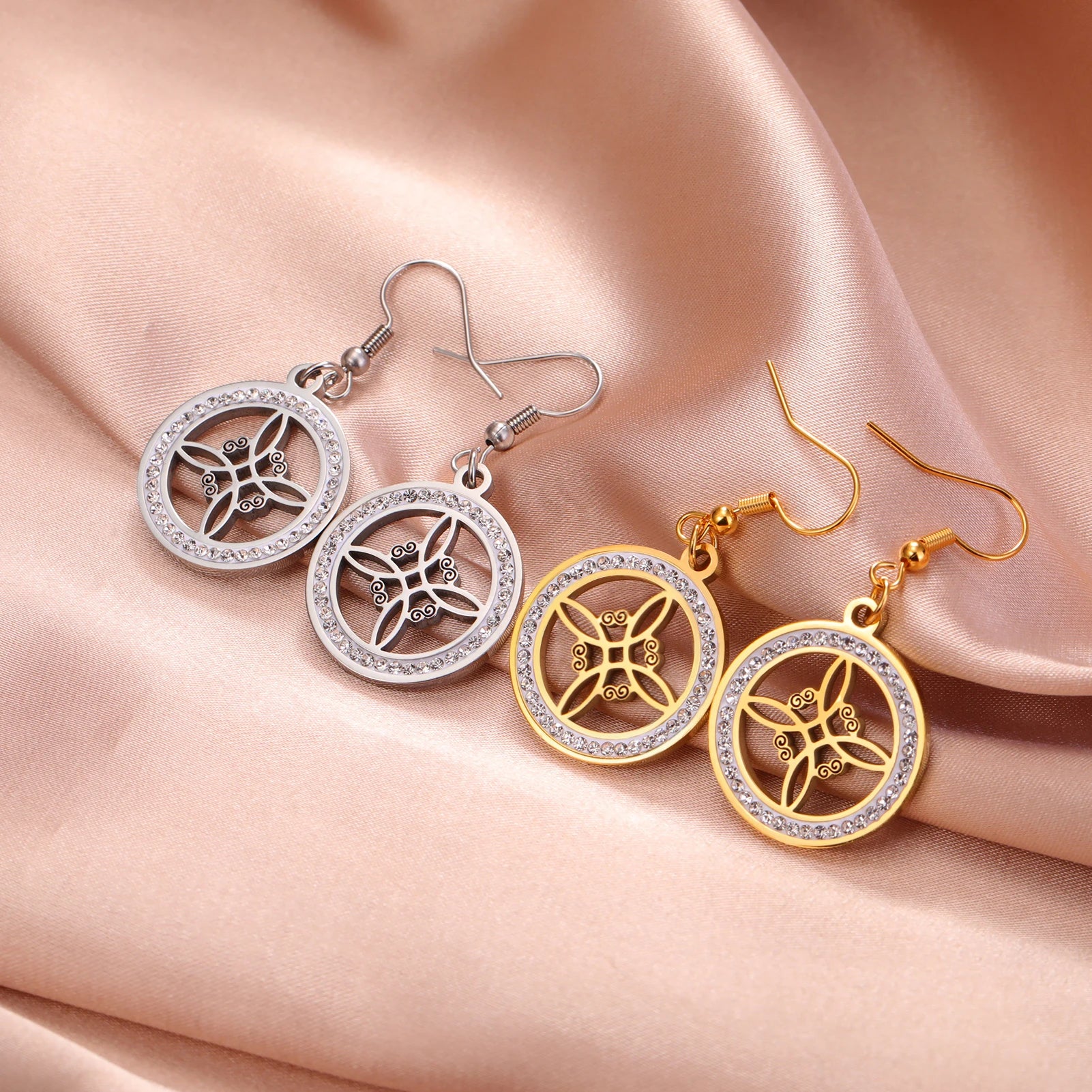 Witch Knot Drop Earring 