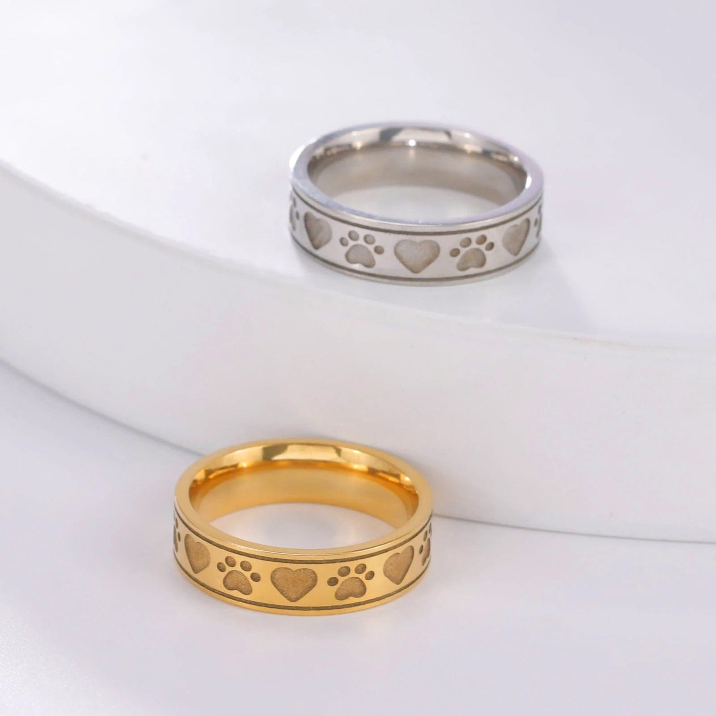 Women Matte Gold Color Rings 
