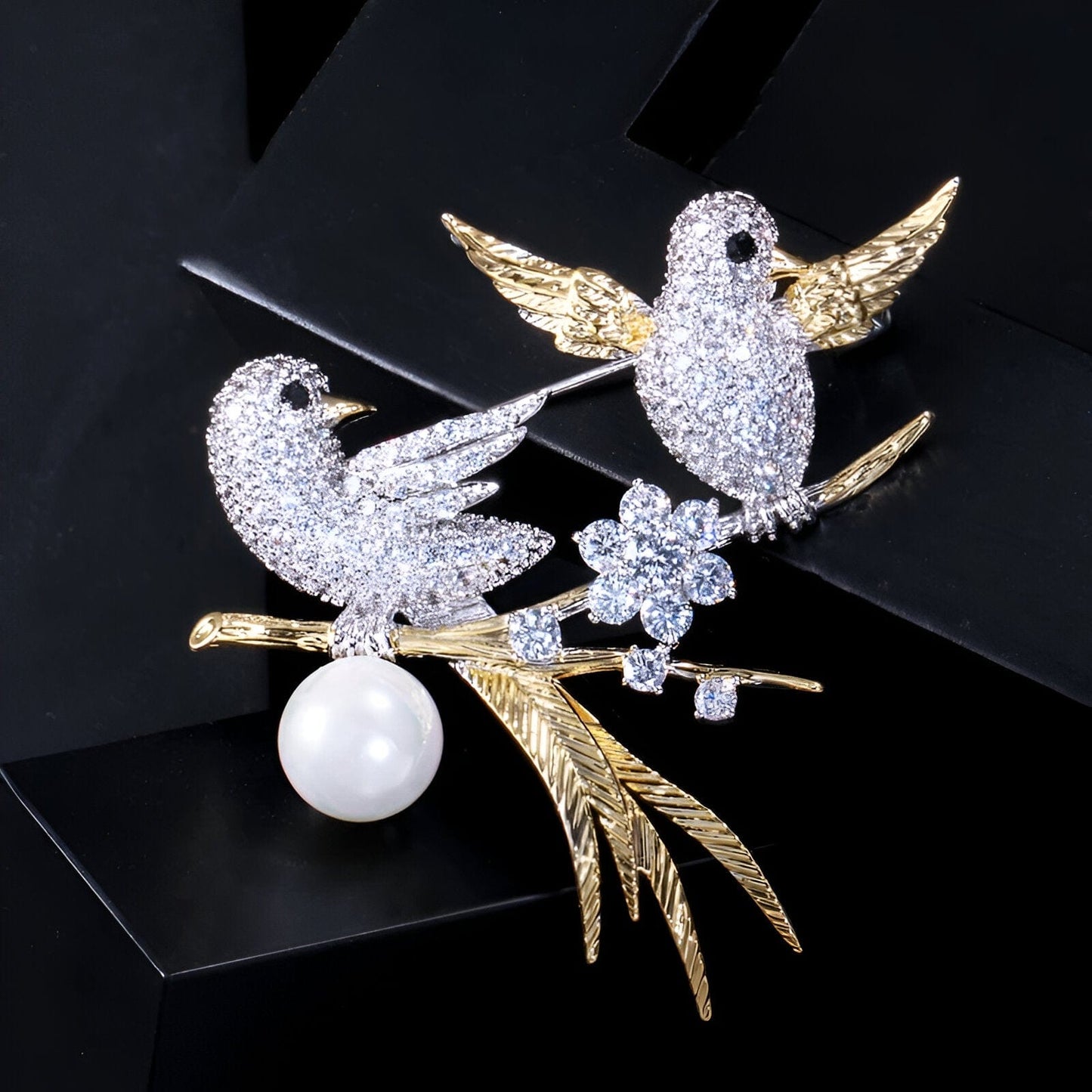 Bird Design Sparkling Enamel Brooch - JR NEST