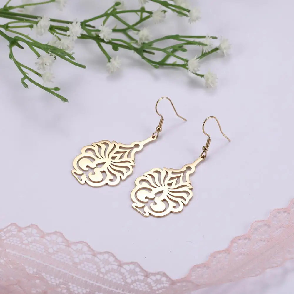 Elegant Filigree Statement Earrings