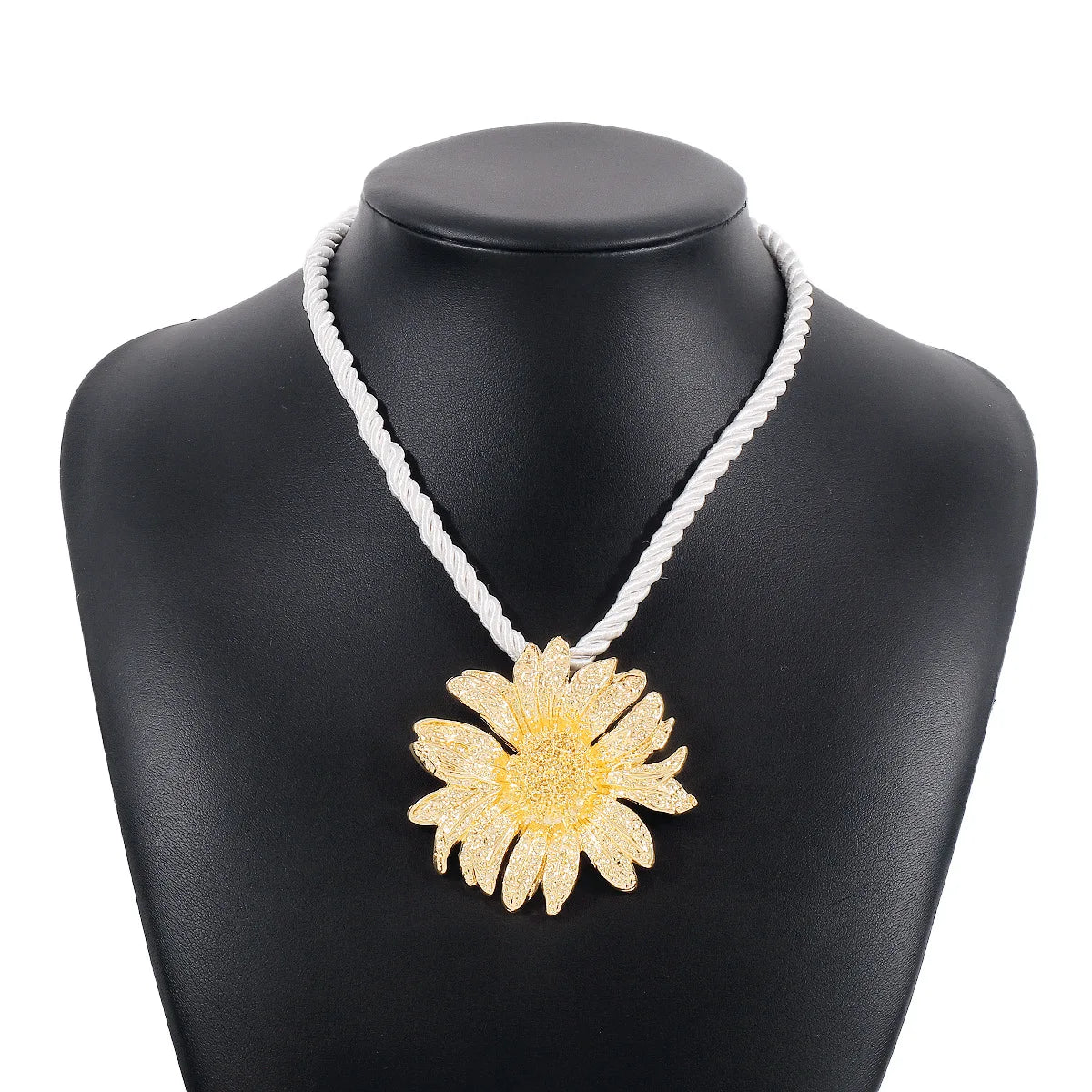 Elegant Sunflower Necklace Set