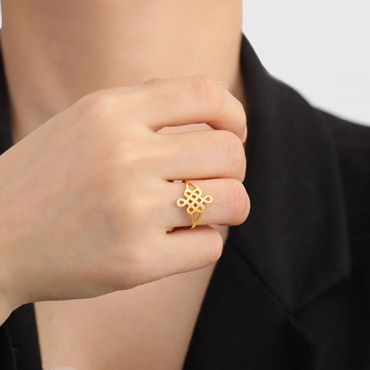 Knot Minimalist Ring