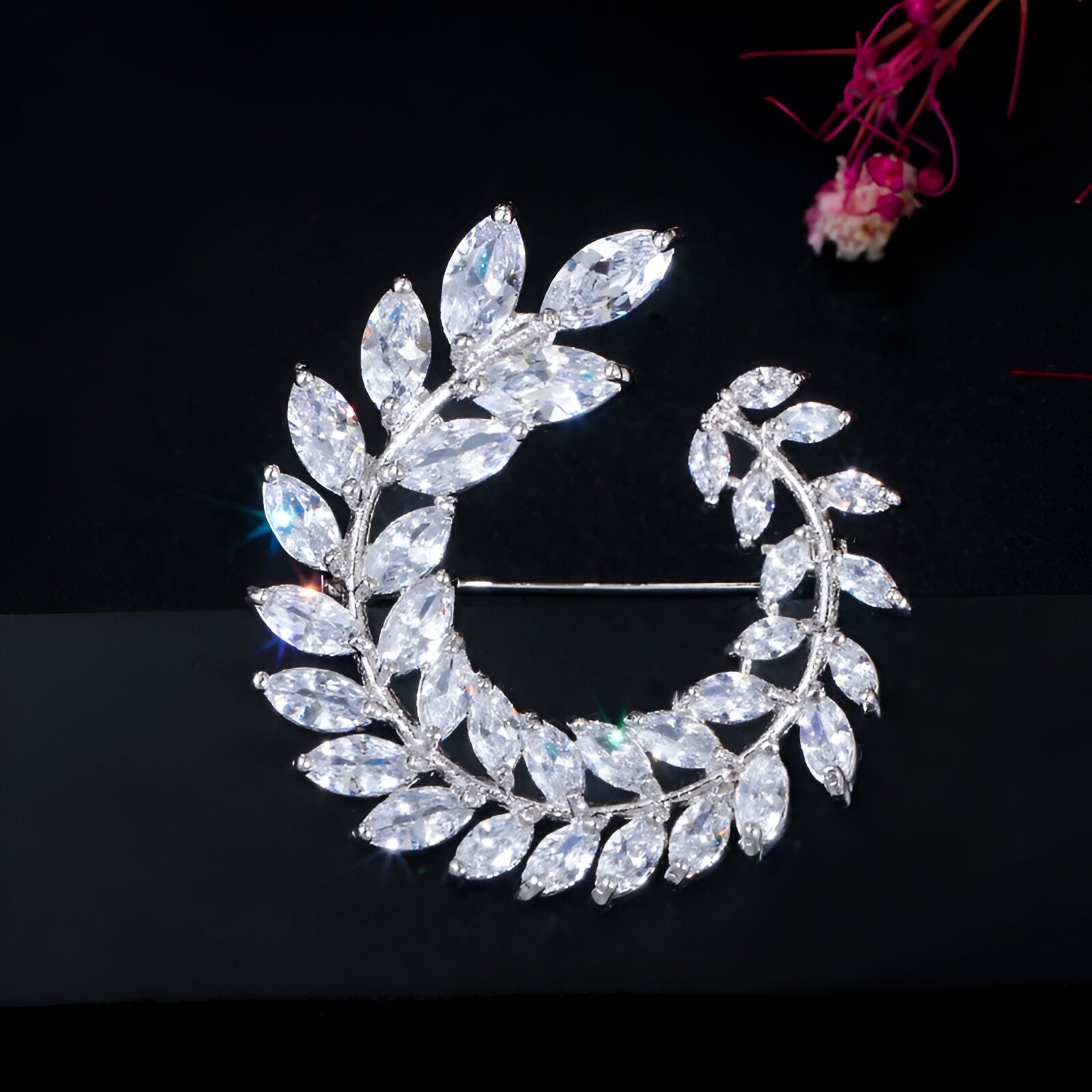 Sparkling Leaf Flower Gold Brooch - JR NEST