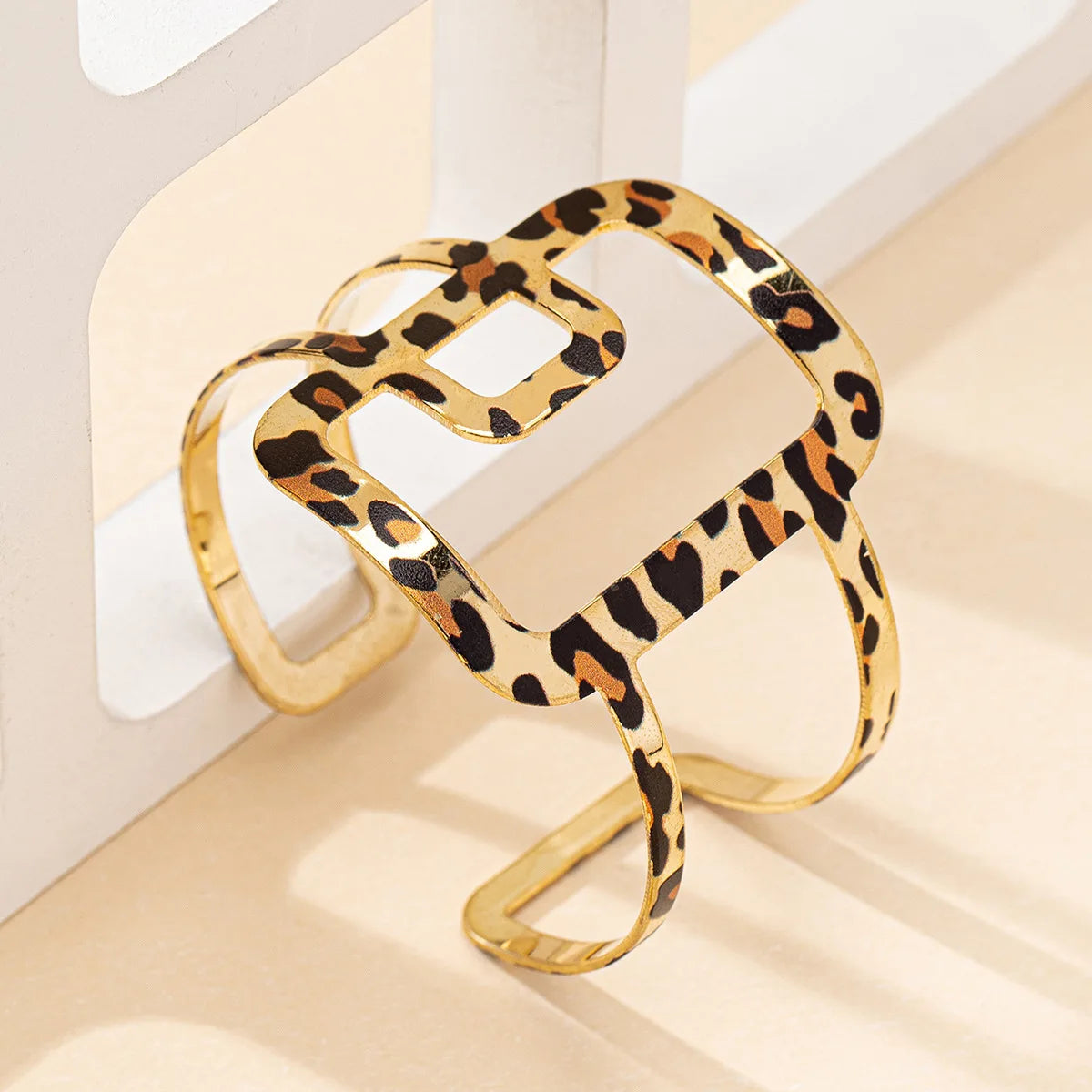 Retro Leopard Print Cuff