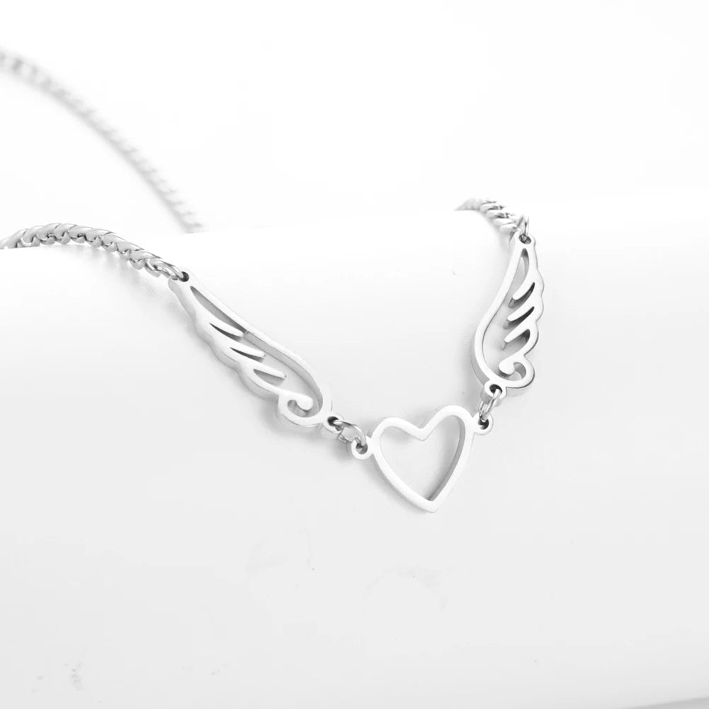 Trendy Angel Wings Pendant Necklace