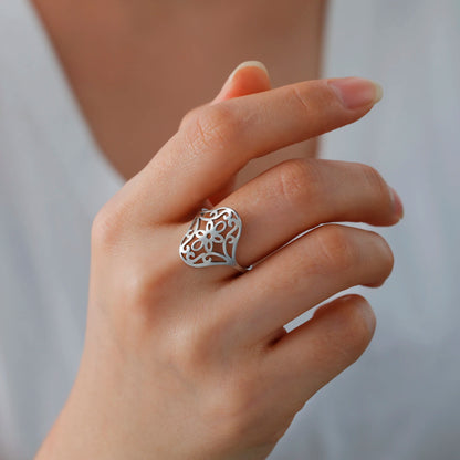 Filigree Flower Ring