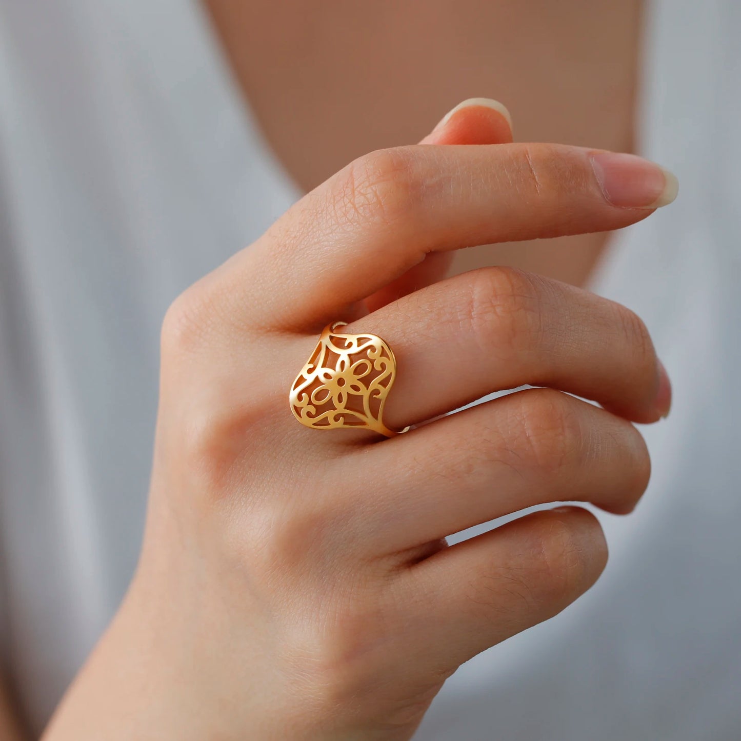 Filigree Flower Ring