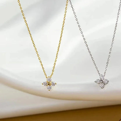 Flashy 925 Silver Zircon Necklace