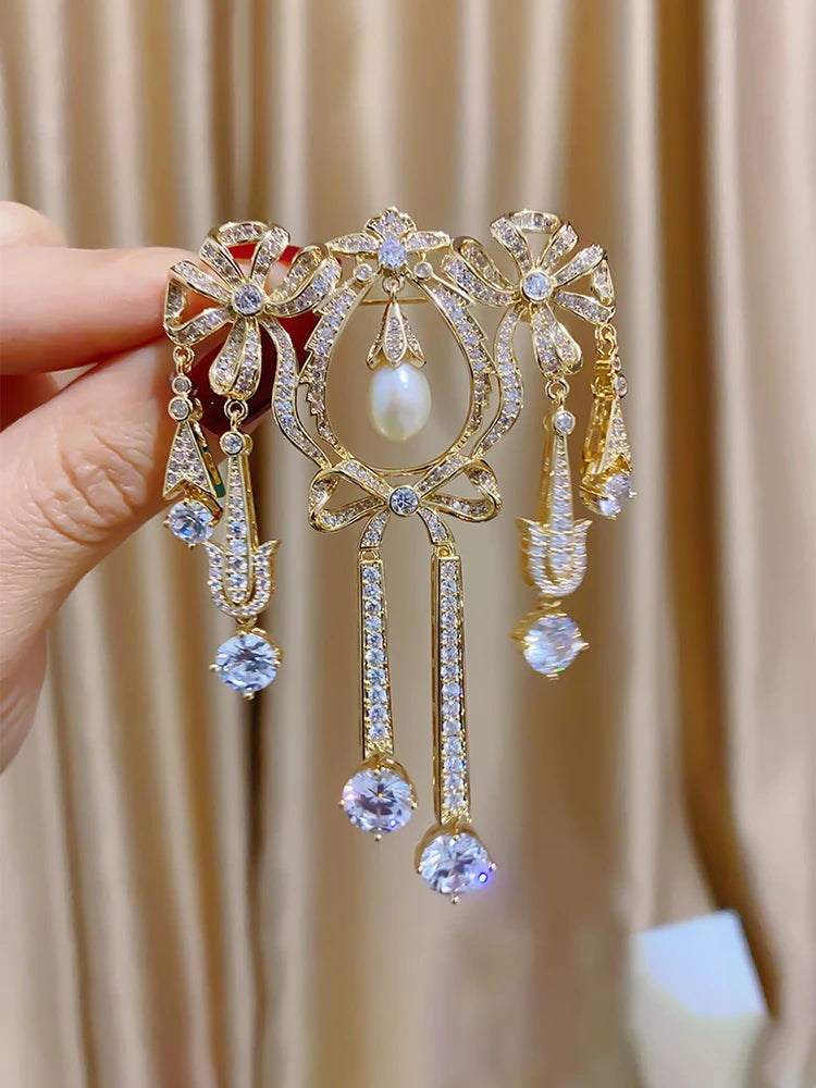 Fringe Imitation Pearl Brooch