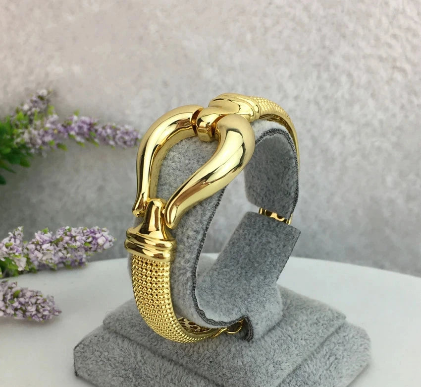 Luxury Dubai Jewelry Accessory