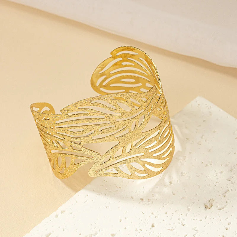 Retro Leaf Bangle Cuff