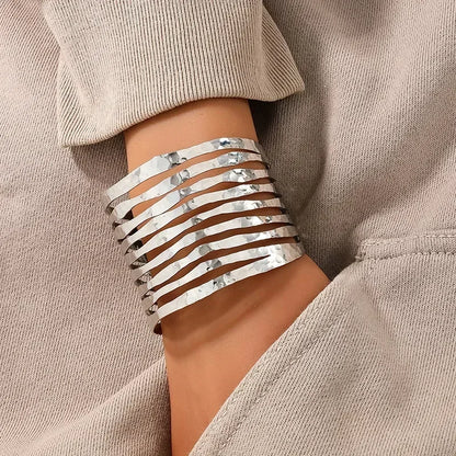 Trendy Hollow Opening Bangle