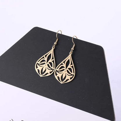 Vintage Black Gold Earrings