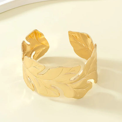 Leaf Design Metal Bracelet