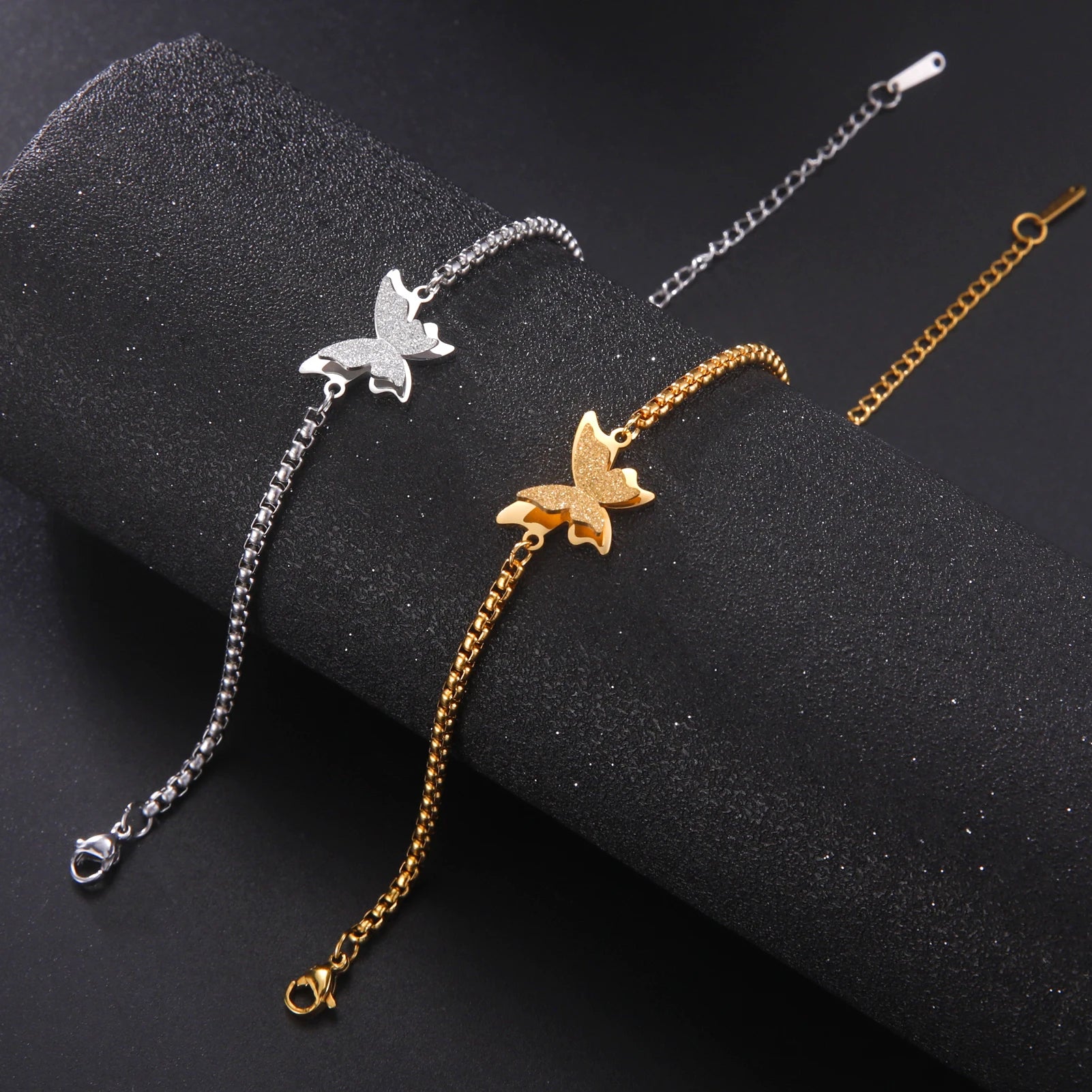 Trendy Gold Figaro Bracelet