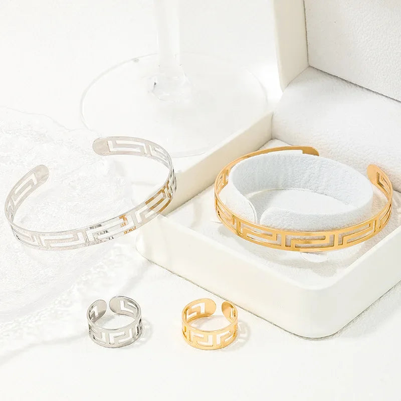 Elegant Hollow Bracelet Set