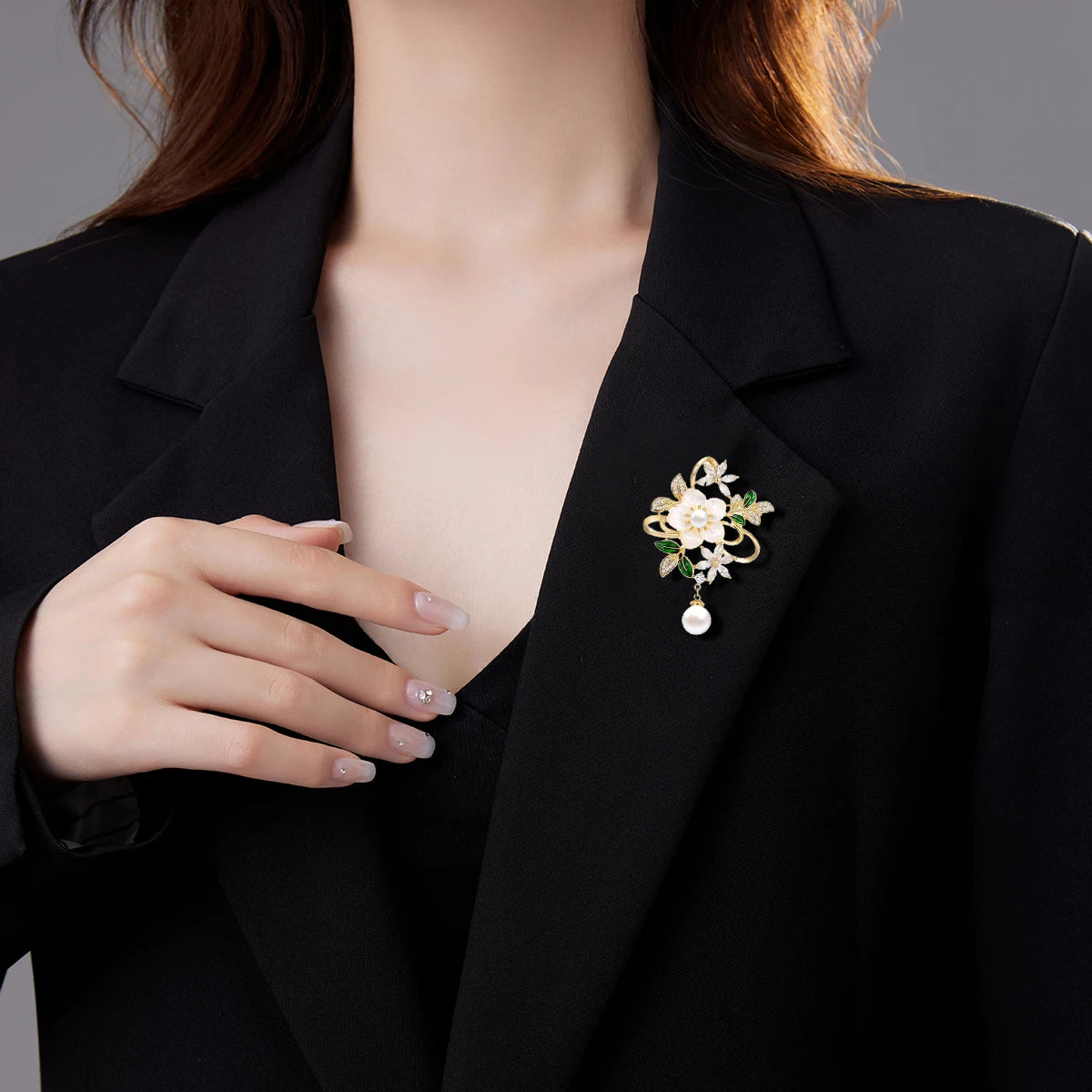 Luxury Design Flower Brooch