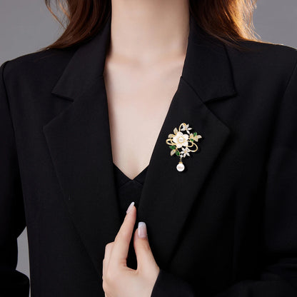 Luxury Design Flower Brooch