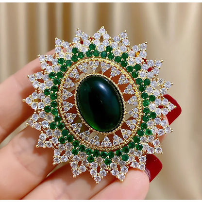  High-End & Elegant Brooch