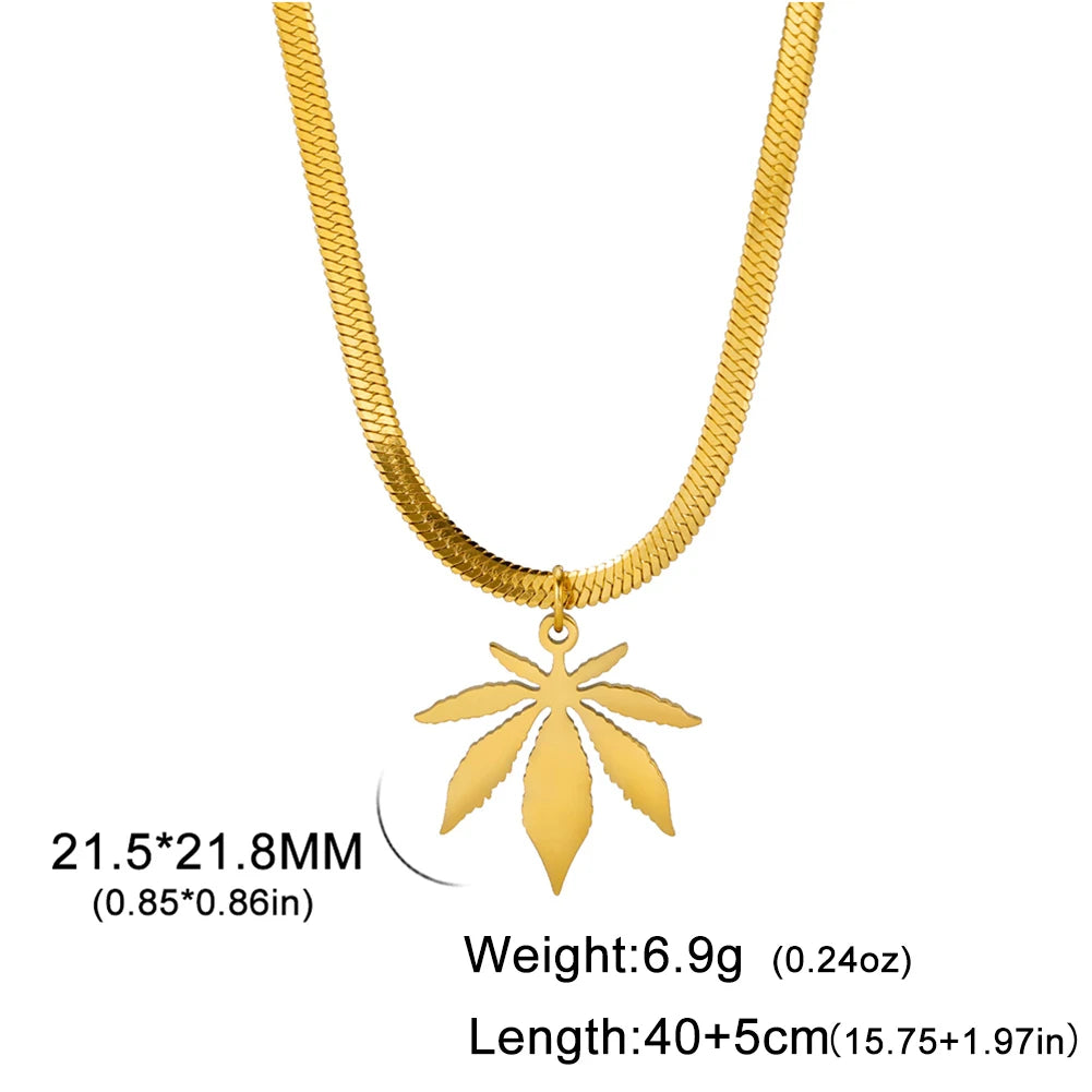 Chic Maple Leaf Pendant