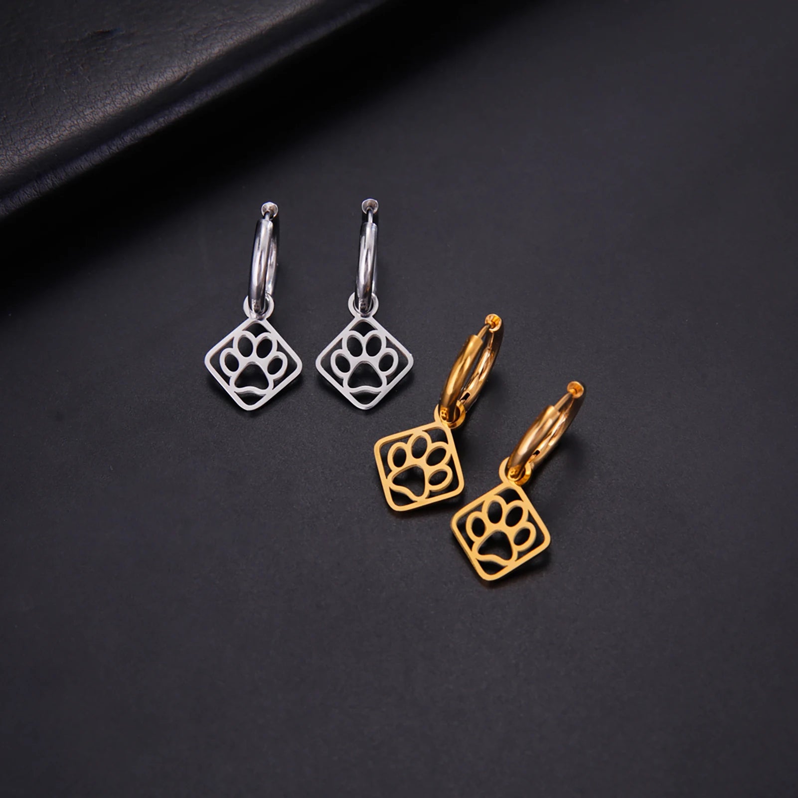 Pendant Drop Earring