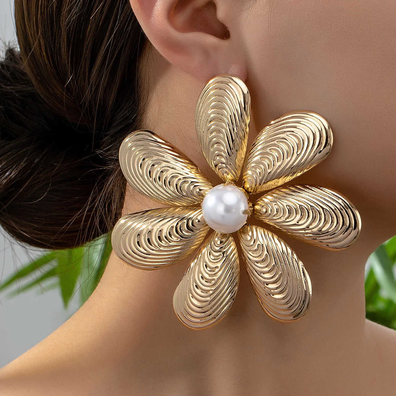 Retro Big Flower Earrings