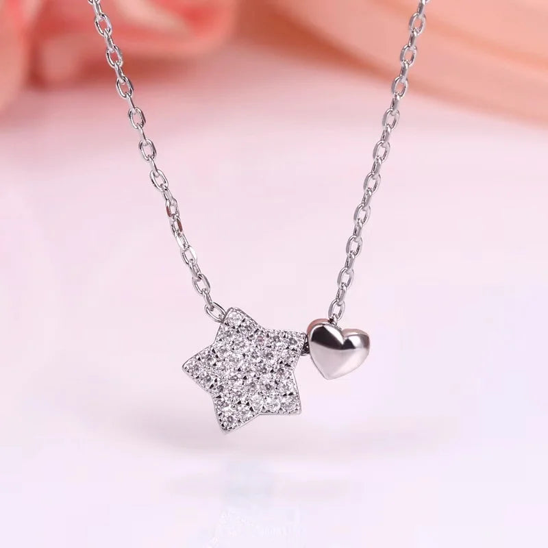 Elegant 18k Silver Star Pendant