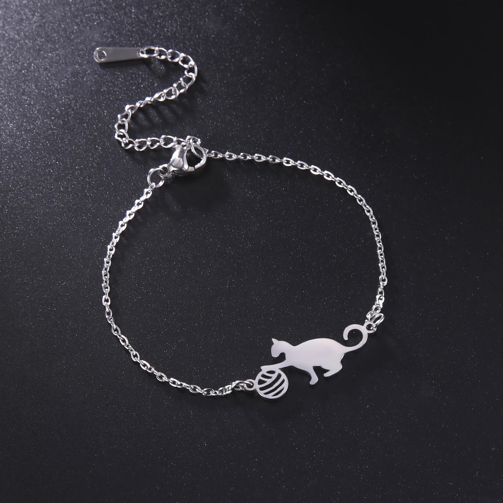 Kitten Ball Hand Bracelet