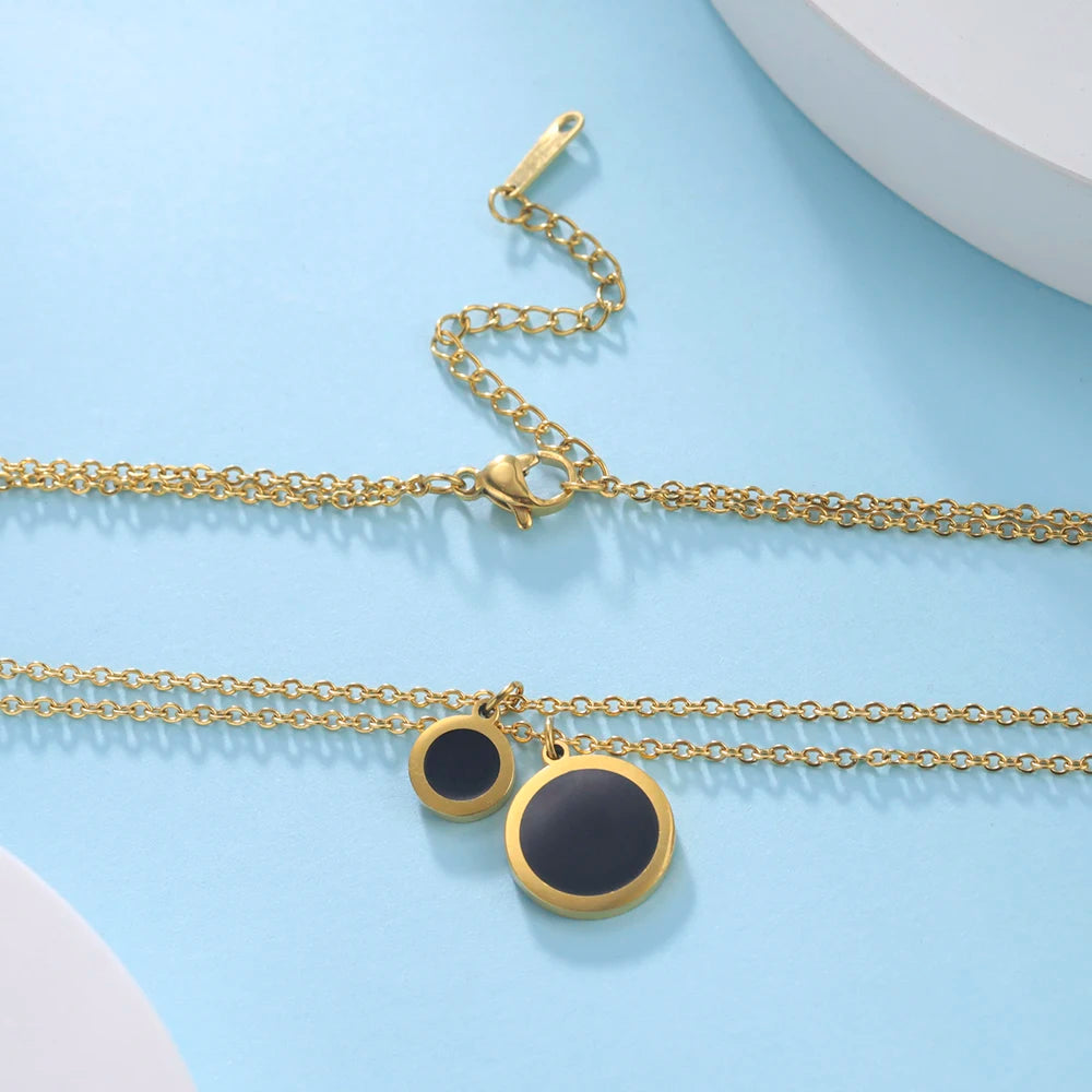 Elegant Round Necklace