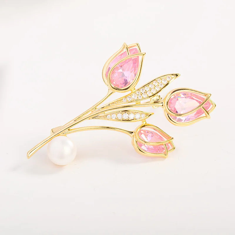 Tulip Pearl Temperament Brooch