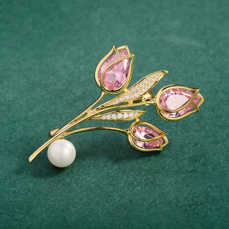 Tulip Pearl Temperament Brooch