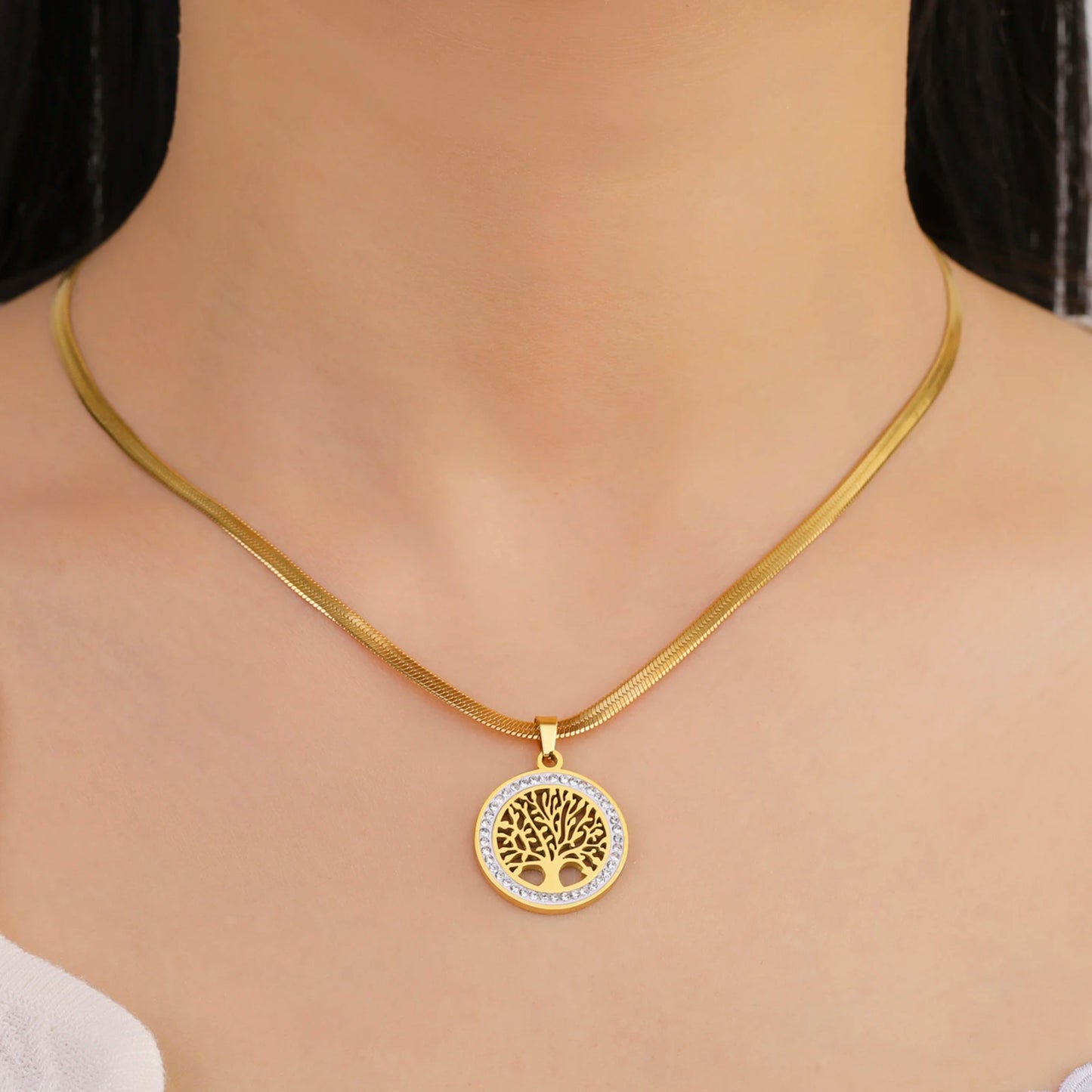 Luxury Zircon Pendant Choker