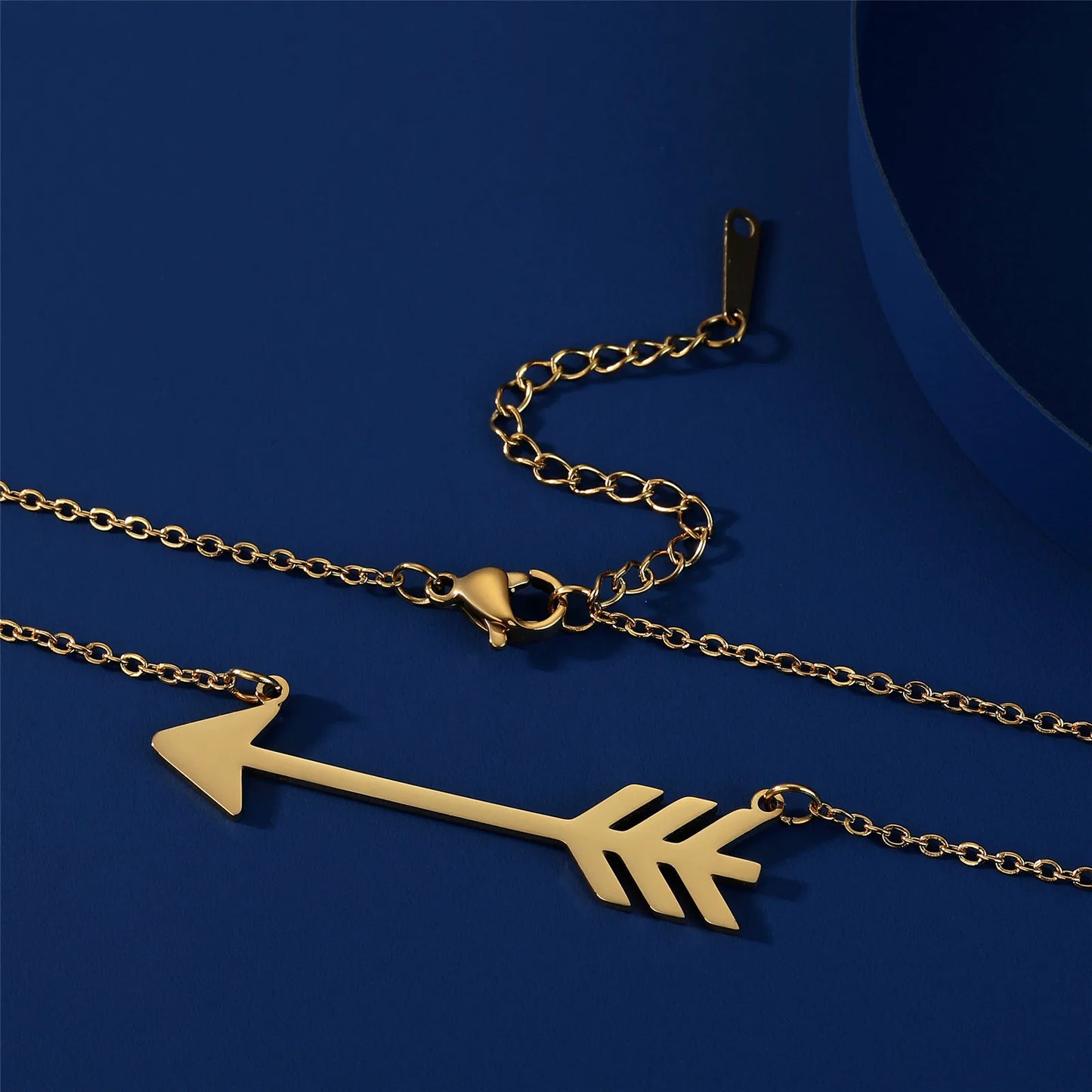 Men’s Love Arrow Choker