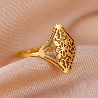 Elegant Gold Jewelry Ring