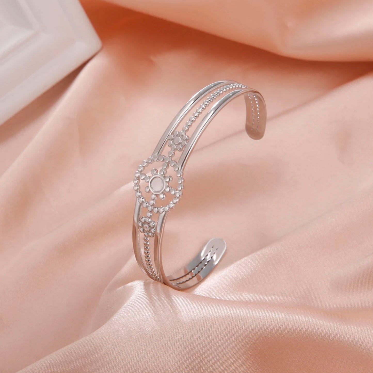 Adjustable Sun Wide Bangle