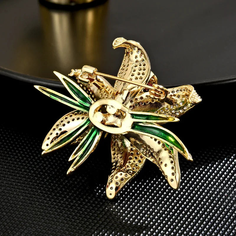 Exquisite Luxury Flower Brooch