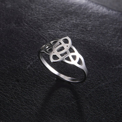 Wedding Triquetra Ring