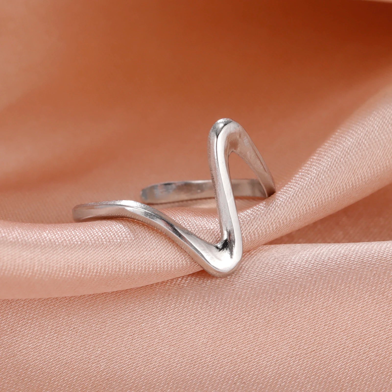 Irregular Wave Ring