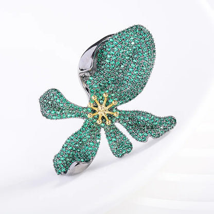 Micro Vintage Exquisite Brooch